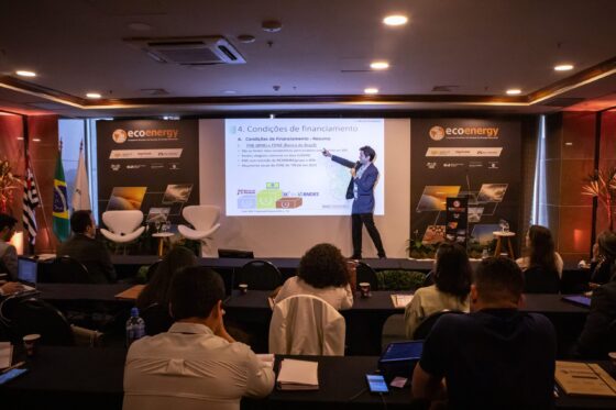 ECOENERGY DISCUTIRÁ ENERGIA SUSTENTÁVEL PARA O BRASIL 2 O evento acompanha a expansão de fontes como energia solar, eólica, biomassa e novas tecnologias energéticas