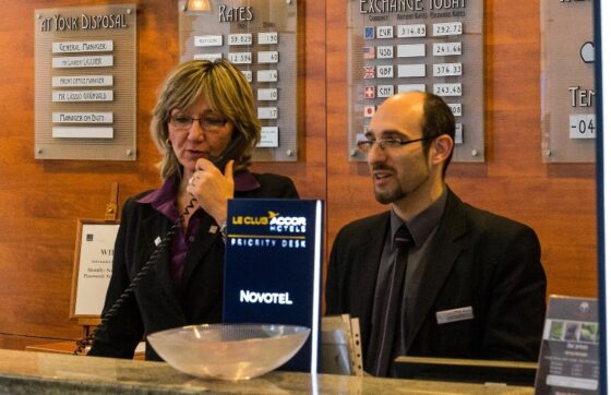 A discounted hotel rate can save money upfront but may cost much more if your plans change
