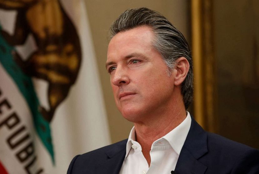 Gavin Newsom reúne CEOs e ex-governadores para recuperar economia da Califórnia após Covid-19