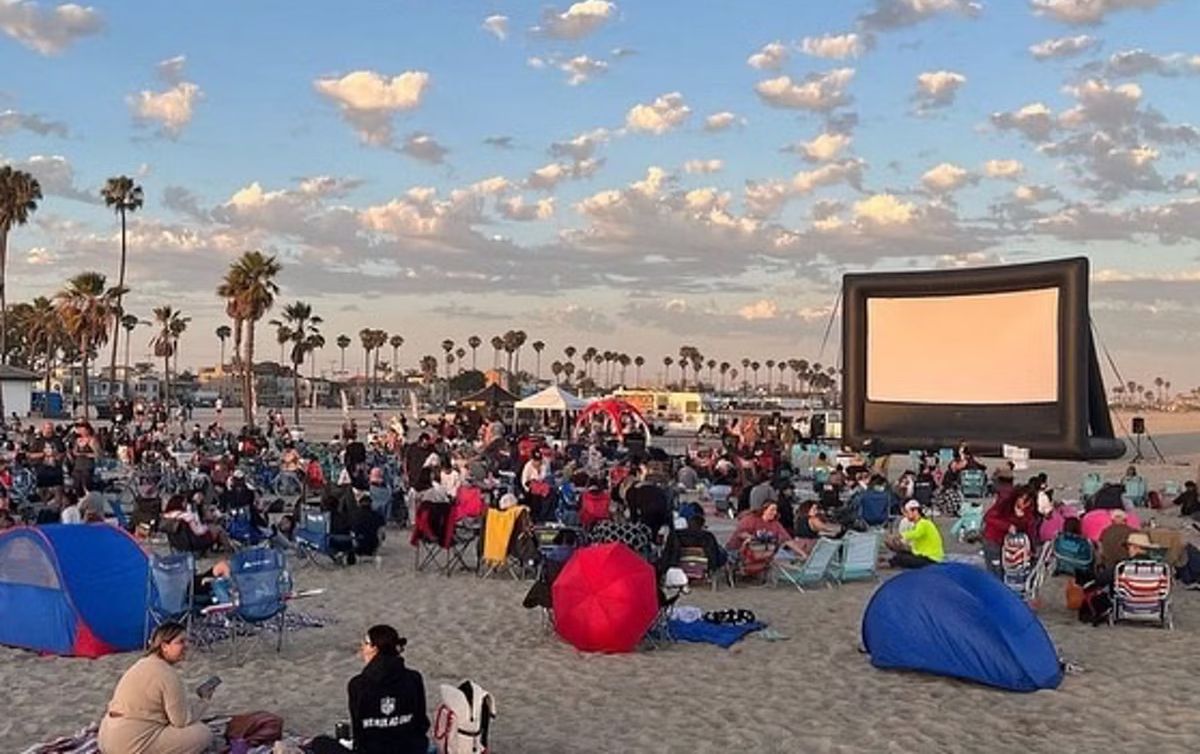 Image Calendar Moonlights Movies in Long Beach