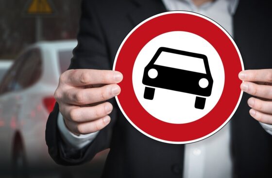 As multas podem chegar a até US$ 500, dependendo da infração.