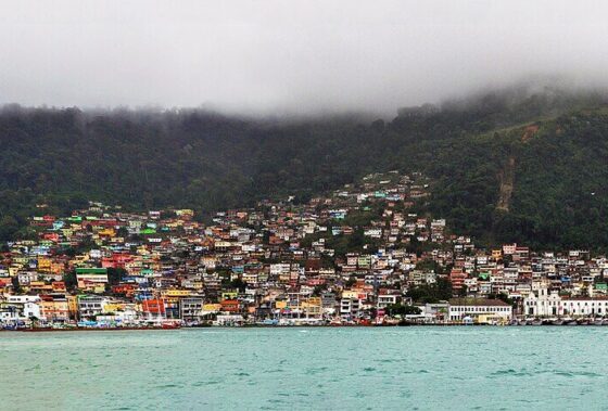 Angra dos Reis começa a cobrar taxa de turismo de até R$ 100 e gera polêmica entre visitantes 2 Empresários do setor turístico questionam a eficácia da fiscalização da nova cobrança