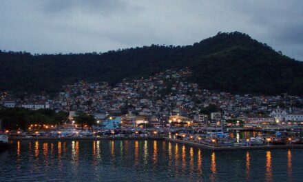 ANGRA DOS REIS COMEÇA A COBRAR TAXA DE TURISMO DE ATÉ R$ 100 E GERA POLÊMICA ENTRE VISITANTES