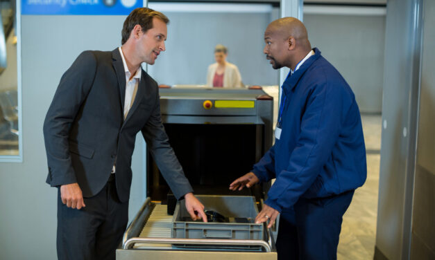 SUA MALA PODE SER ABERTA PELA TSA? VEJA COMO REDUZIR AS CHANCES DE UMA INSPEÇÃO NOS AEROPORTOS DOS EUA
