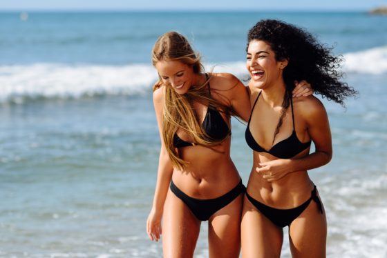 O Brazilian Wax tornou-se internacionalmente associado ao Brasil e ganhou força nos Estados Unidos durante os anos 1990