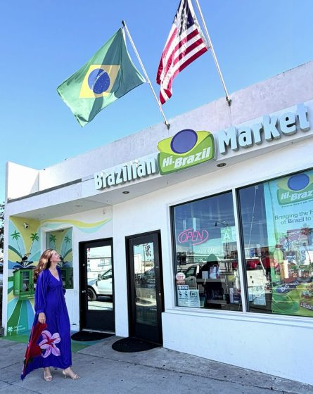DE DUAS MALAS A EMPREENDEDORA: A TRAJETÓRIA DE KETRIN OFILADA NA CALIFÓRNIA 2 O Hi Brazil Market fortalece a conexão entre a comunidade brasileira na Califórnia e os sabores, produtos e tradições do Brasil.