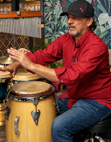 RODNEY DE ASSIS: A PERCUSSIONIST’S JOURNEY FROM BRAZIL TO SPAIN AND SOUTHERN CALIFORNIA 2 Rodney de Assis’s collaborations with internationally recognized artists, including Alejandro Sanz, Miguel Ríos, Rubem Dantas, and other influential musicians