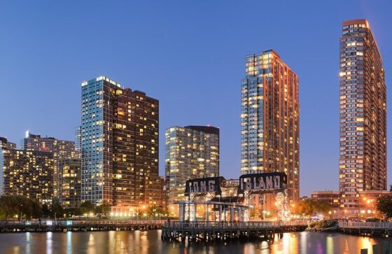 Long Island City New York May 2015 panorama 3 e1752188322525