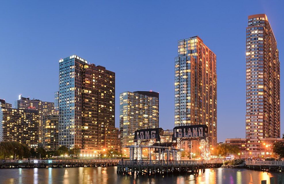 The Hottest and Coldest Real Estate Markets in the U.S in 2014