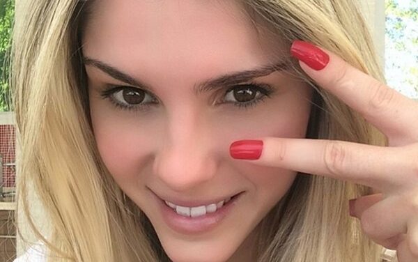 Atriz Barbara Evans Representa o Brasil na Disputa do “Musa” da Copa América 2015