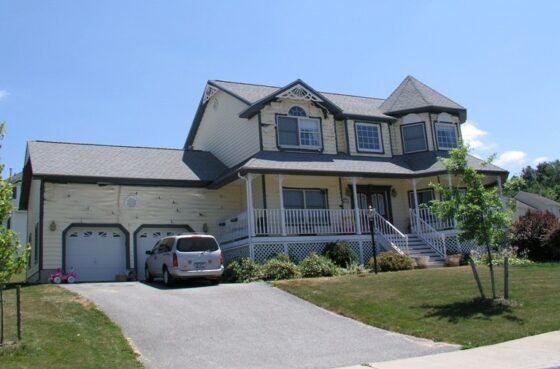 Image Web July Imoveis Vladimir e1752188324602