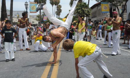 O COLORIDO E A GINGA BRASILEIRA NO SANTA BARBARA SOLSTICE PARADE