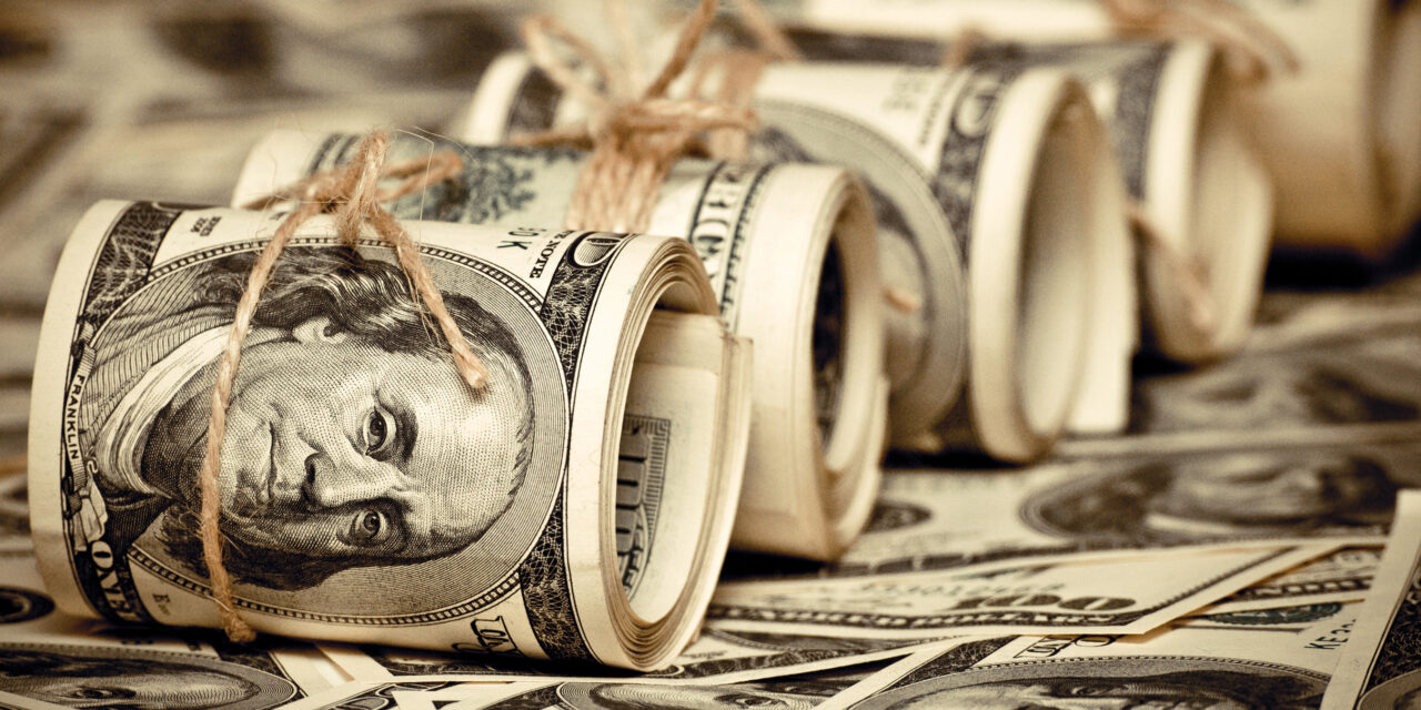Dólar Termina o Mês de Outubro com a Maior Queda Porcentual Desde 2016