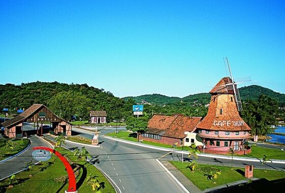 640px Entrada de Joinville e1747960613589