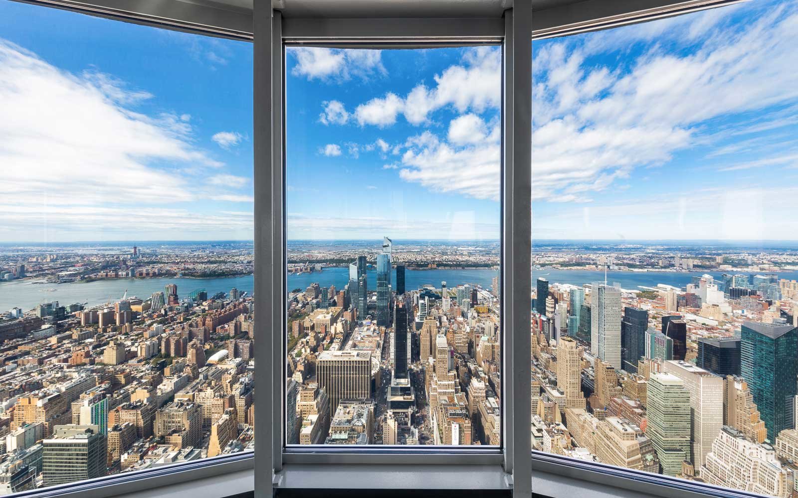 Em Nova York: Observatório no Topo do Empire State Building é Reaberto para Visitas