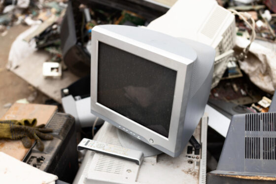 Smartphones, tablets e laptops antigos podem ser reciclados em lojas