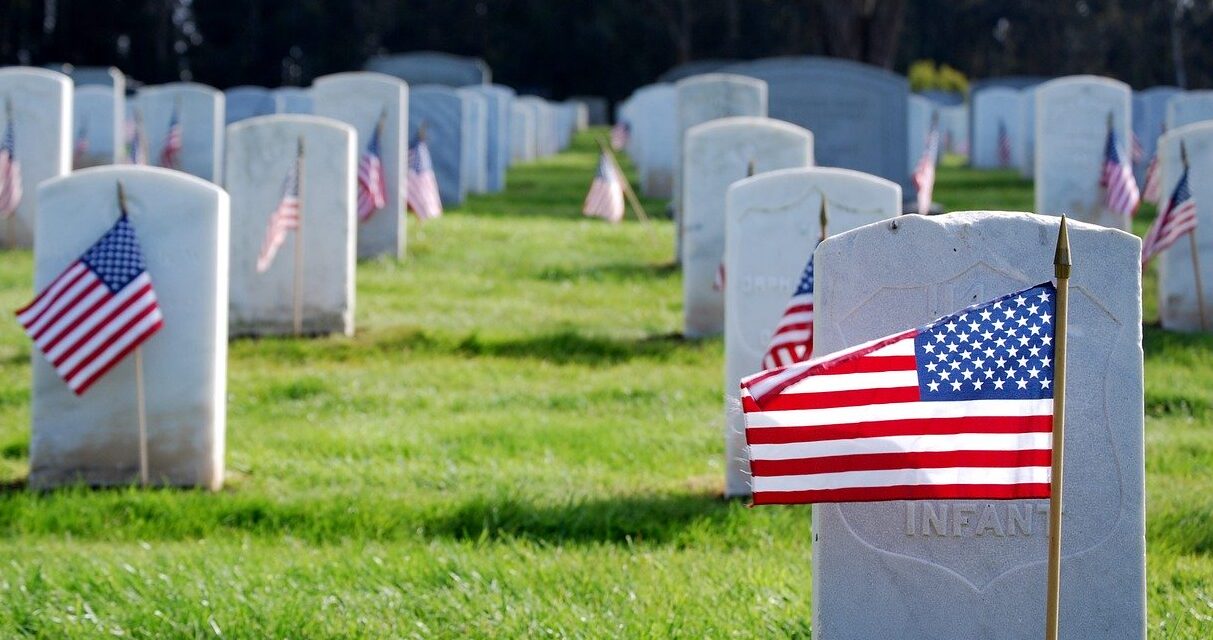 MEMORIAL DAY NOS EUA: LEMBRA OS MORTOS EM GUERRAS E CELEBRA A VIDA E A LIBERDADE