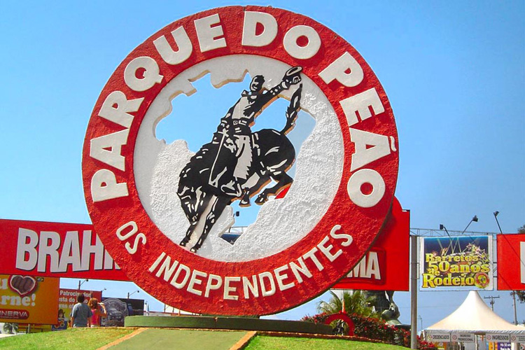 In Brazil: Greatest Cowboy Party in Latin America Attracts 1 Million People Annually