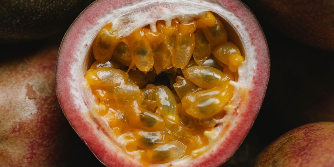 PASSION FRUIT PEEL AND BLOOD SUGAR: THE SURPRISING BENEFITS OF THE PART WE THROW AWAY