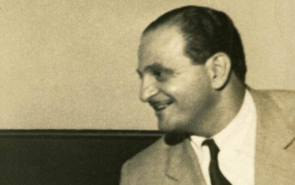 “Adeus, ano velho!”: Conheça a Origem da Mais Famosa Música de Réveillon do Brasil