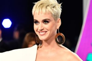 katy perry cabelo