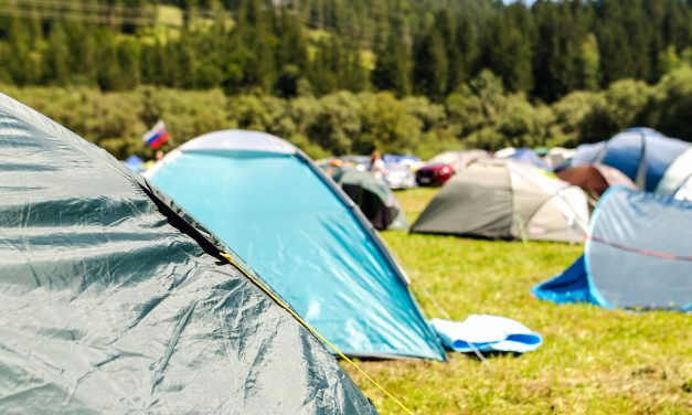 13 Essential Tips for Camping