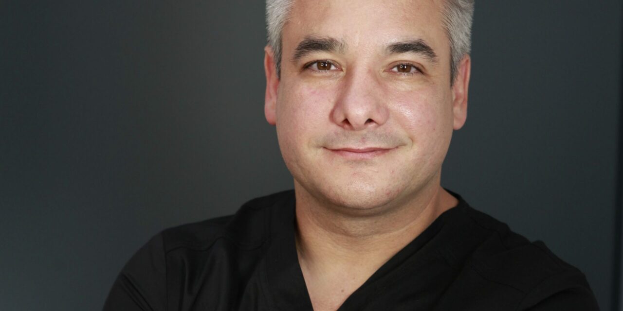 CONHEÇA O CIRURGIÃO PLÁSTICO BRASILEIRO DR. CRISTIANO BONETI, QUE CONSTRUIU CARREIRA NA CALIFÓRNIA