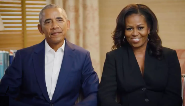 Barack e Michelle Obama Anunciam Bolsas de US$ 100 milhões para Estudantes que Buscam Carreira no Serviço Público