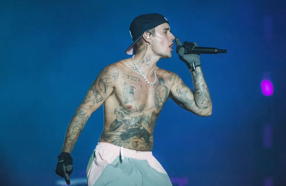 JUSTIN BIEBER NEGOCIA SEU CATÁLOGO MUSICAL POR US$ 200 MILHÕES