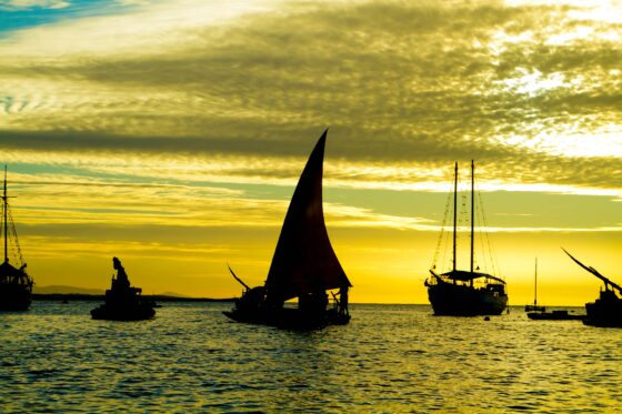 Image Travel Ceara Sunset e Boats