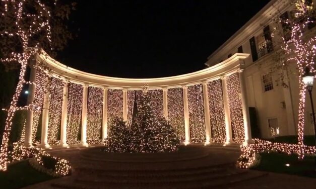 EIGHT MUST-SEE FREE CHRISTMAS LIGHTS IN LOS ANGELES AND ORANGE COUNTY