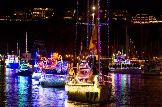 Image Calendar Newport Beach Boat Parade e1732238065861