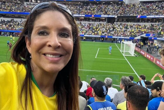 Image Community Christine Devine Marcando Presenca em um Jogo do Brasil na Copa America 2024 no SoFi Stadium Web e1724714763322