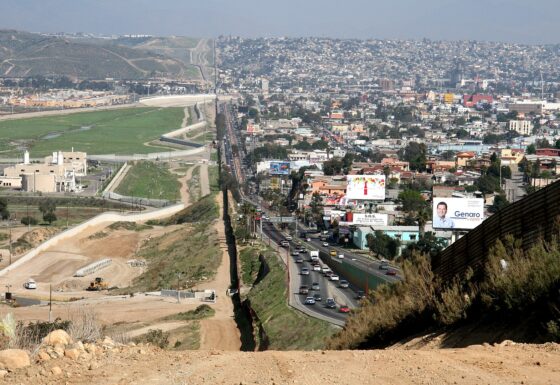 1571px Border USA Mexico