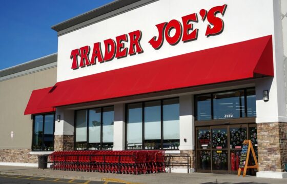 Image Em Dezembro de 2024 e Janeiro de 2025 Apenas tem se Encontrado Ovo nos Trader Joes da California Durante as Manhas