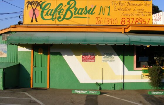 BRASILEIROS EM LOS ANGELES: COMO TUDO COMEÇOU 2 Image Brazilian Footprints LA Cafe Brasil Original Located on Venice Blvd in Culver City