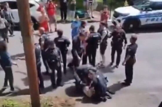 ICE USA FAMÍLIA COMO “ISCA” PARA PRENDER BRASILEIRA SEM STATUS LEGAL NOS EUA 2 brasileira presa eua e1747444181184