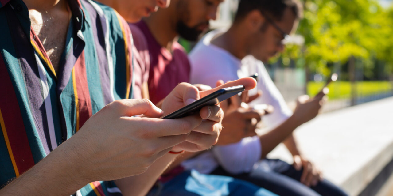 EUA PASSAM A EXIGIR ANÁLISE DE REDES SOCIAIS PARA SOLICITANTES DE VISTOS DE ESTUDANTES
