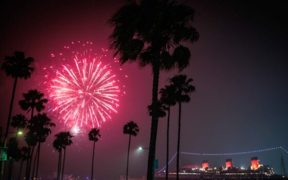Hidden Sparks: 24 Free Places to Watch 4th of July Fireworks & Drone Shows in Southern California (2025 Edition) 3 Image 4th July Fireworks Can Be Seen in Different Places of Long Beach