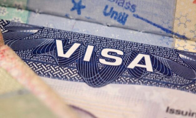 ESTADOS UNIDOS SUSPENDEM VISTOS DE IMIGRAÇÃO PERMANENTE PARA BRASILEIROS E CIDADÃOS DE OUTROS 74 PAÍSES