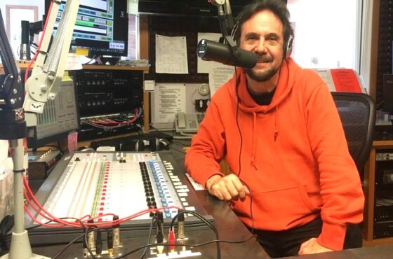 THE BRAZILIAN HOUR: ALMOST 50 YEARS BRINGING BRAZIL TO THE U.S. 1 The program reaches listeners in the U.S. and more than 100 countries