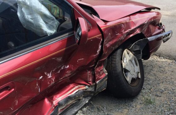 ACIDENTE DE CARRO NA CALIFÓRNIA: DIREITOS, DEVERES E COMPENSAÇÃO PARA BRASILEIROS 3 Image Vida nos EUA Acidentes de Carro nos EUA 1