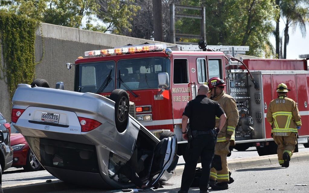 ACIDENTE DE CARRO NA CALIFÓRNIA: DIREITOS, DEVERES E COMPENSAÇÃO PARA BRASILEIROS