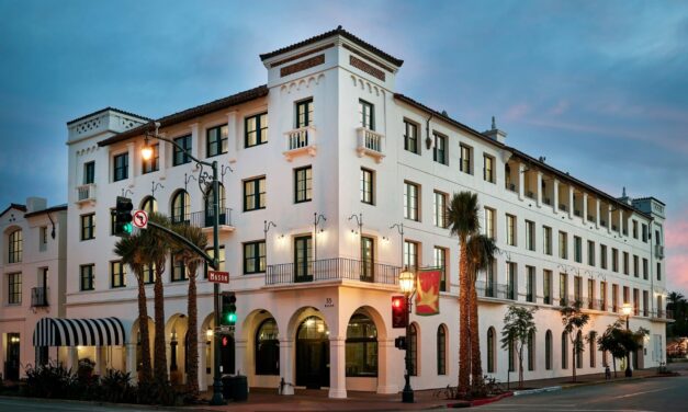 HOTEL CALIFORNIA: O VERDADEIRO SIGNIFICADO DA CANÇÃO IMORTAL DOS EAGLES
