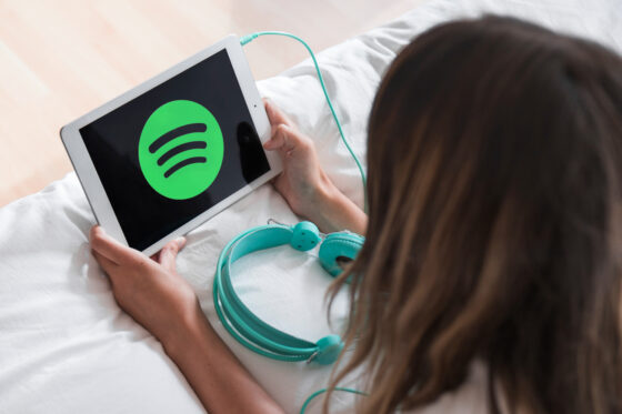 A página de estatísticas permite criar playlists baseadas no que o usuário já gosta e em novas sugestões.