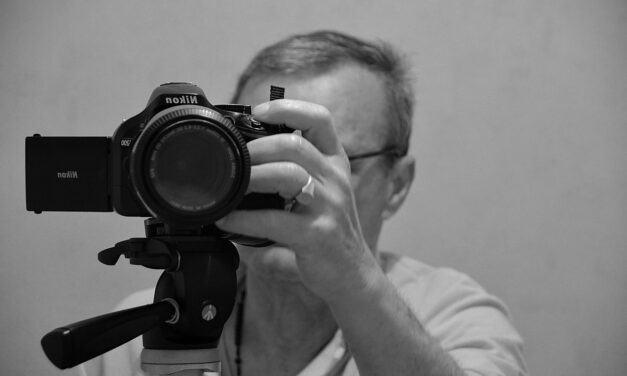EUA VÃO FOTOGRAFAR VISITANTES ESTRANGEIROS E PORTADORES DE GREEN CARD AO ENTRAR E SAIR DO PAÍS