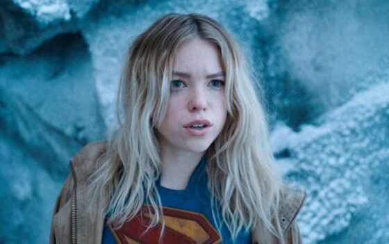 Supergirl apresenta Kara Zor-El como protagonista de uma nova fase do universo DC nos cinemas.