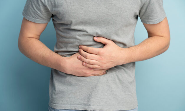 CIENTISTAS DESCOBREM POSSÍVEL ARMA CONTRA CÂNCER DE FÍGADO USANDO BACTÉRIAS INTESTINAIS “JOVENS”
