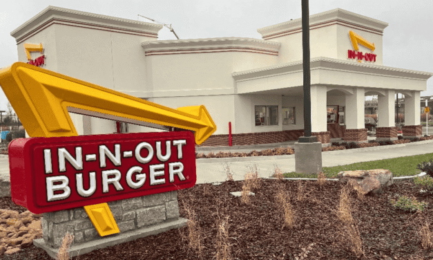 COPA DO MUNDO 2026: TURISTAS TRANSFORMAM IN-N-OUT, EREWHON E TRADER JOE’S EM ATRAÇÕES TÃO DISPUTADAS QUANTO OS ESTÁDIOS