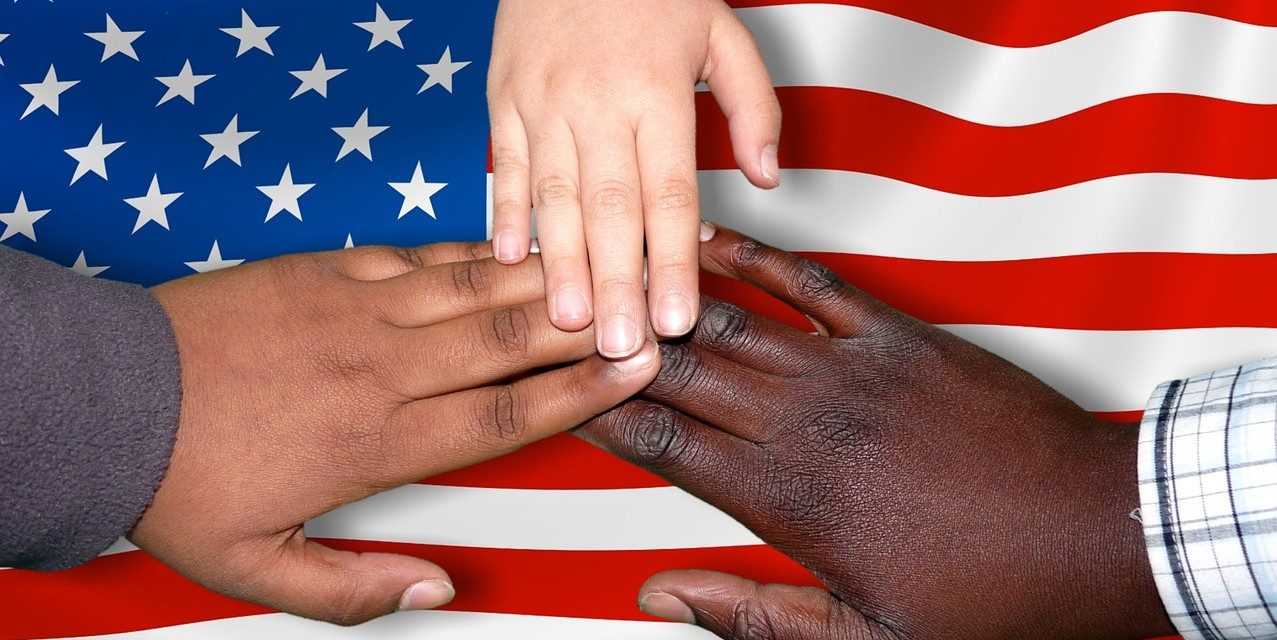 ESTÁ NA HORA DE UMA NOVA ATITUDE – E DE UMA VERDADEIRA REFORMA IMIGRATÓRIA NOS ESTADOS UNIDOS